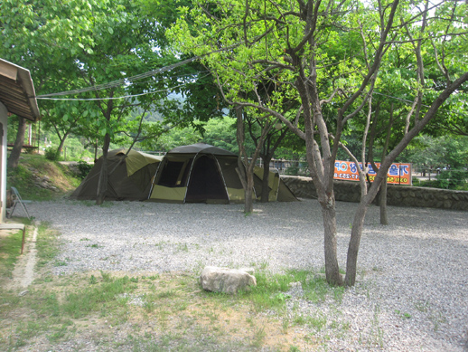 개울가야영장민박