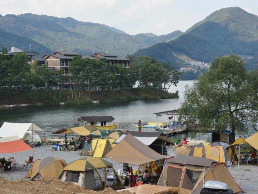 레이크베이캠핑장