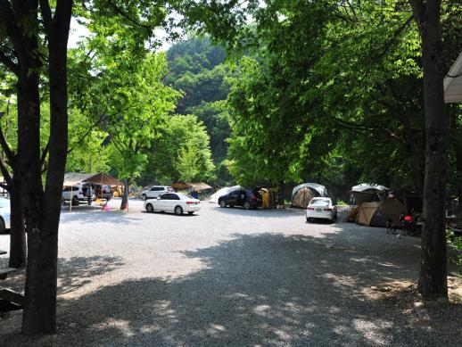 구름계곡오토캠핑장